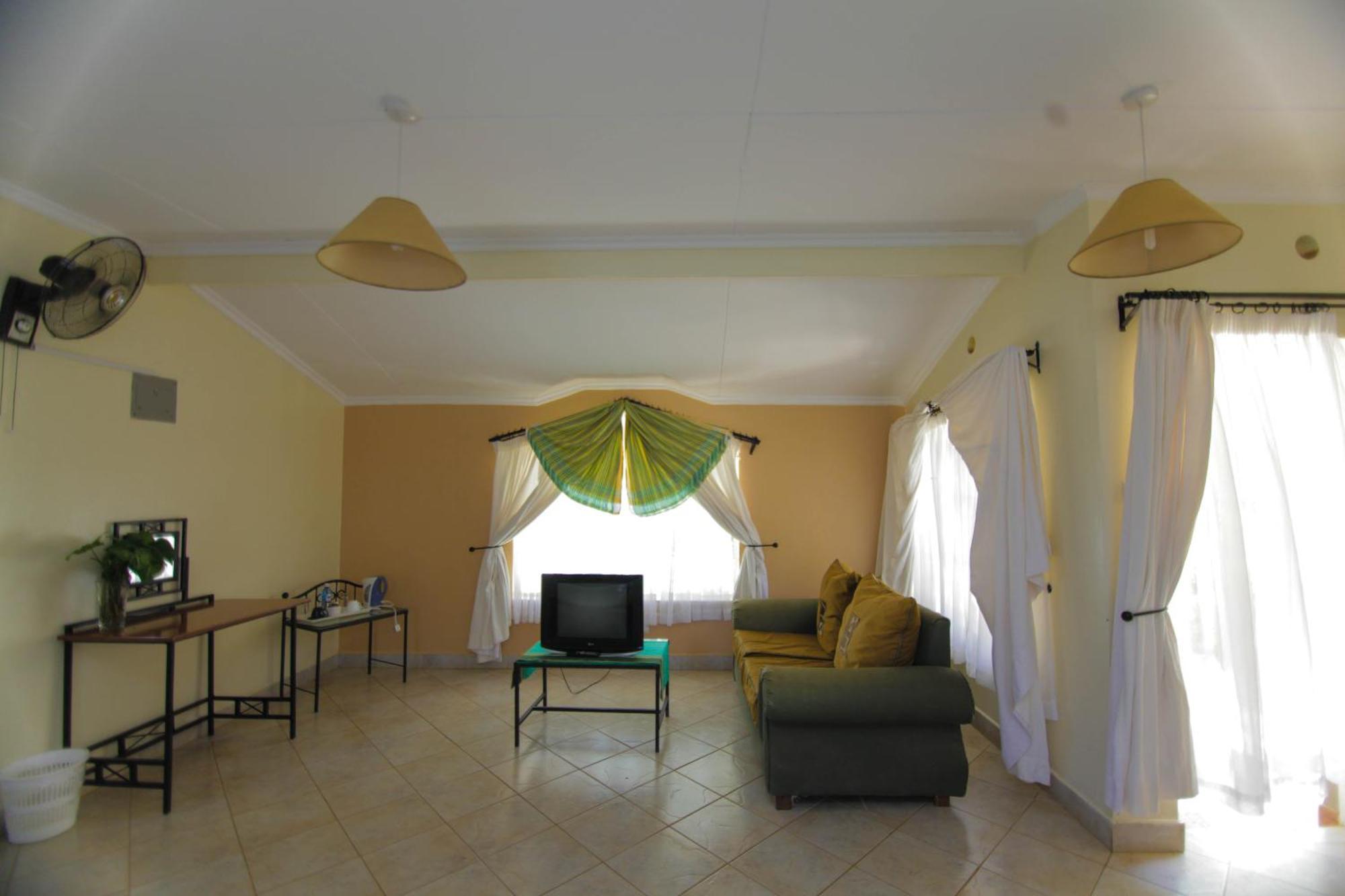 Lukenya Getaway Otel Athi River Oda fotoğraf